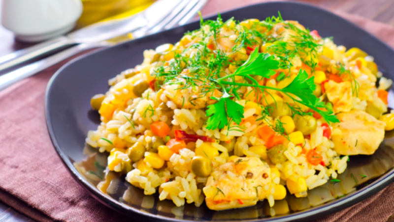 Arroz de forno com galinha